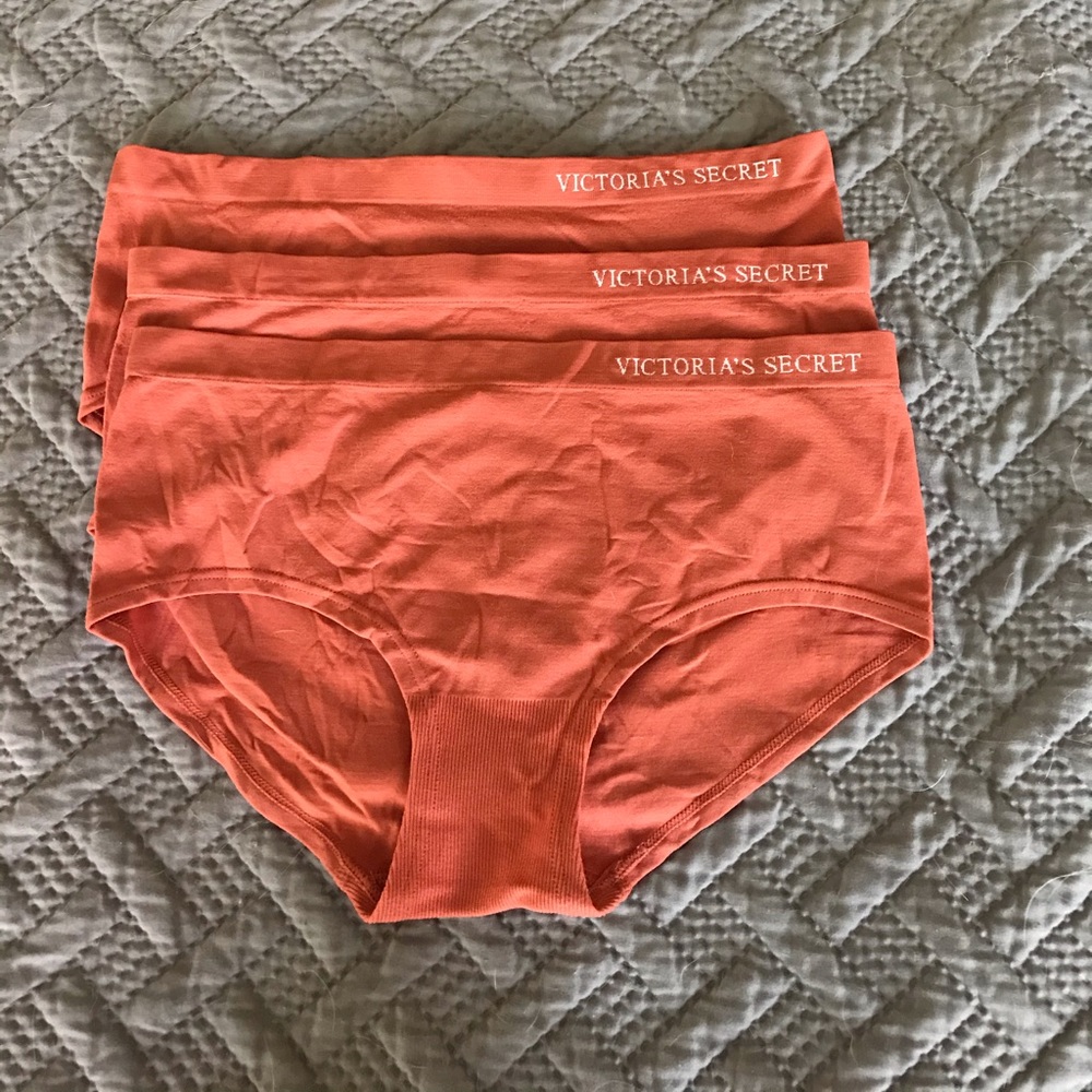 COPY - New w/Tags Victoria’s Secret Ultra Soft Hi…